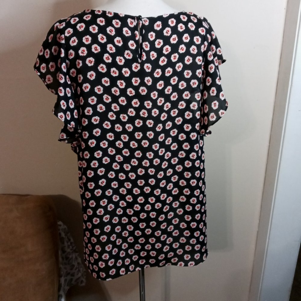 Floral Ruffle Top - Picture 3 of 9